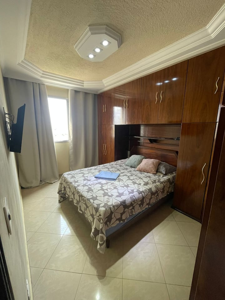 غرفة النوم 1