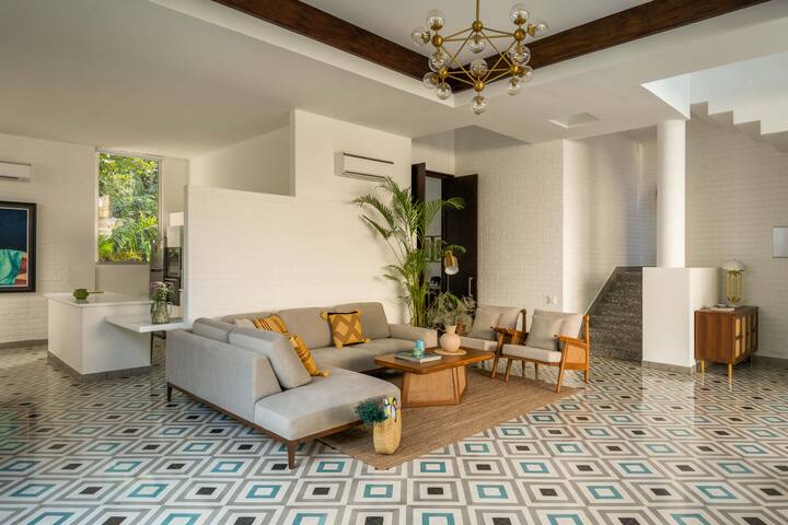Living room image 9