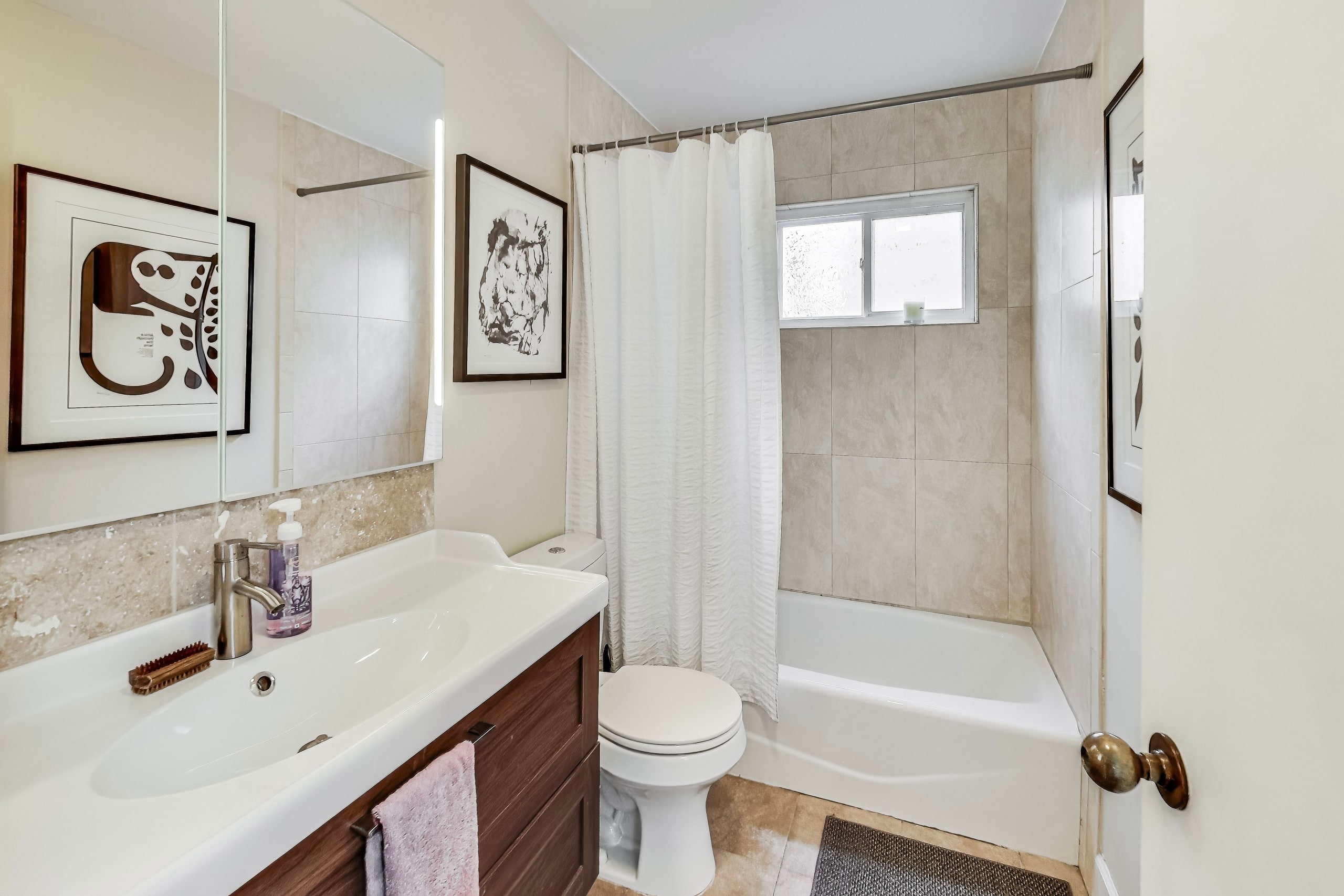 Condo in San Francisco · ★4.88 · 1 bedroom · 1 bed · 2 private baths - Image 13