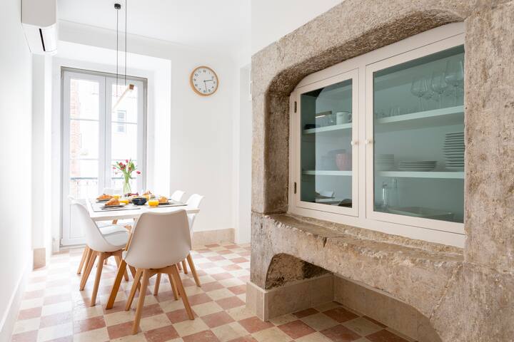 Chiado Luxury Apartment gallery image 2