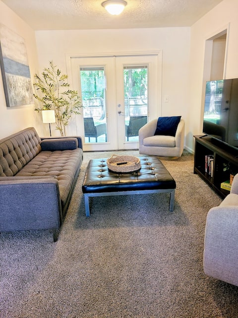 Charming and Convenient! Ping Pong and Gas Firepit