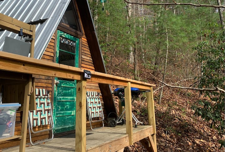 Mini A-frame Cozy Coffee Cabin - North Carolina