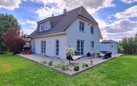 House on the lake Pratzschwitz