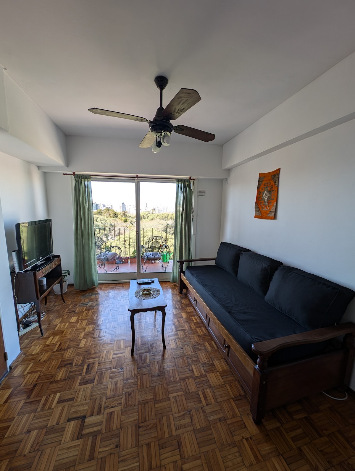 Departamento de 2 dormitorios en Villa Crespo con vista al Parque Centenario