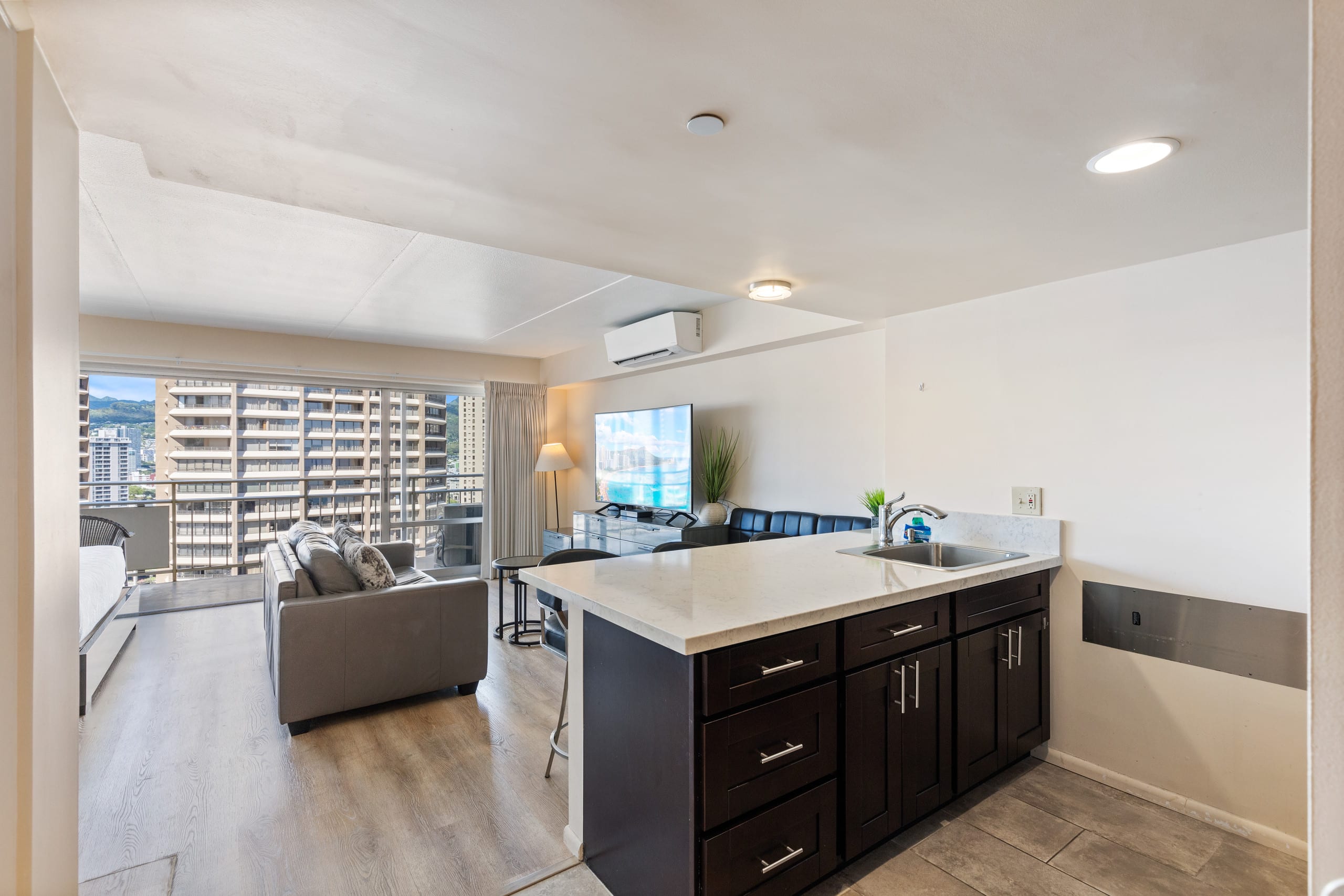 Hotel in Honolulu · ★4.8 · 1 bedroom · 3 beds · 1 private bath - Image 19