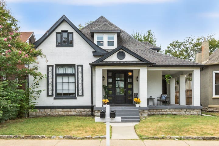 Warm Gulch Retreat with Private Deck