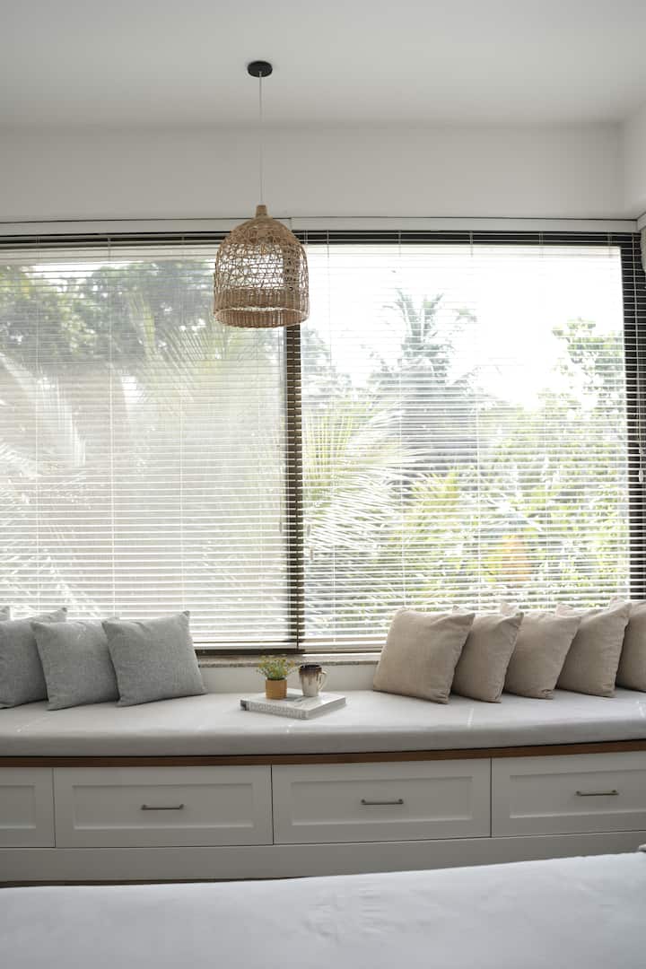 Living room image 11