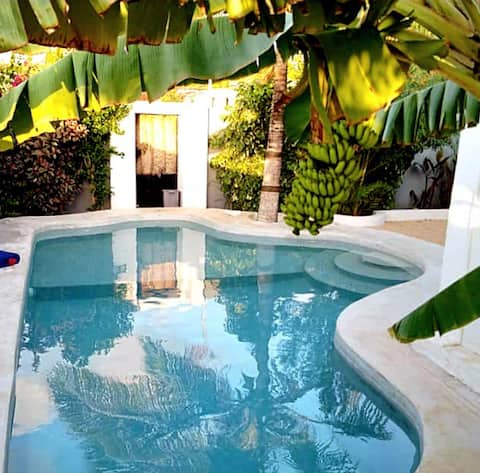 Privat Kikadini House with big pool