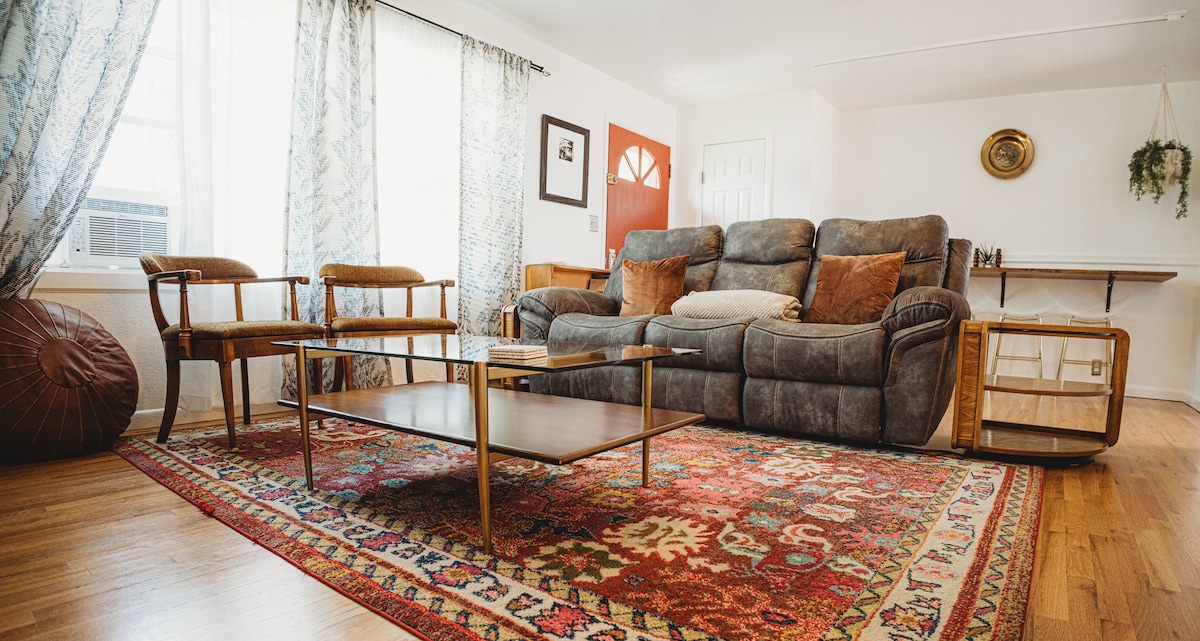 Top Airbnb: Nestled Inn in Casper