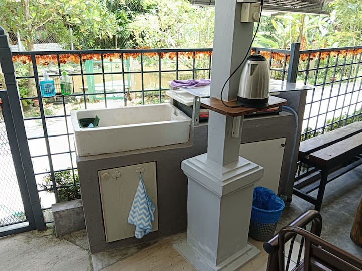 Gaharu Campsite And Resort R2 4pax Room - Kuala Kubu Bharu