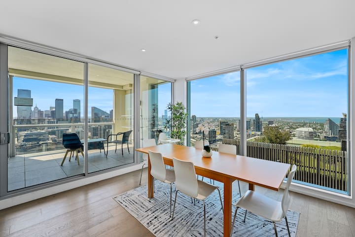 Penthouse at City 3B2B2C-Harbour-Ocean View gallery image 2