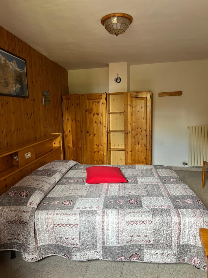 Спална соба 2