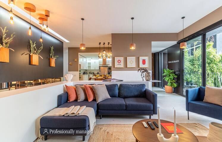 Magenta by Kukun gallery image 5