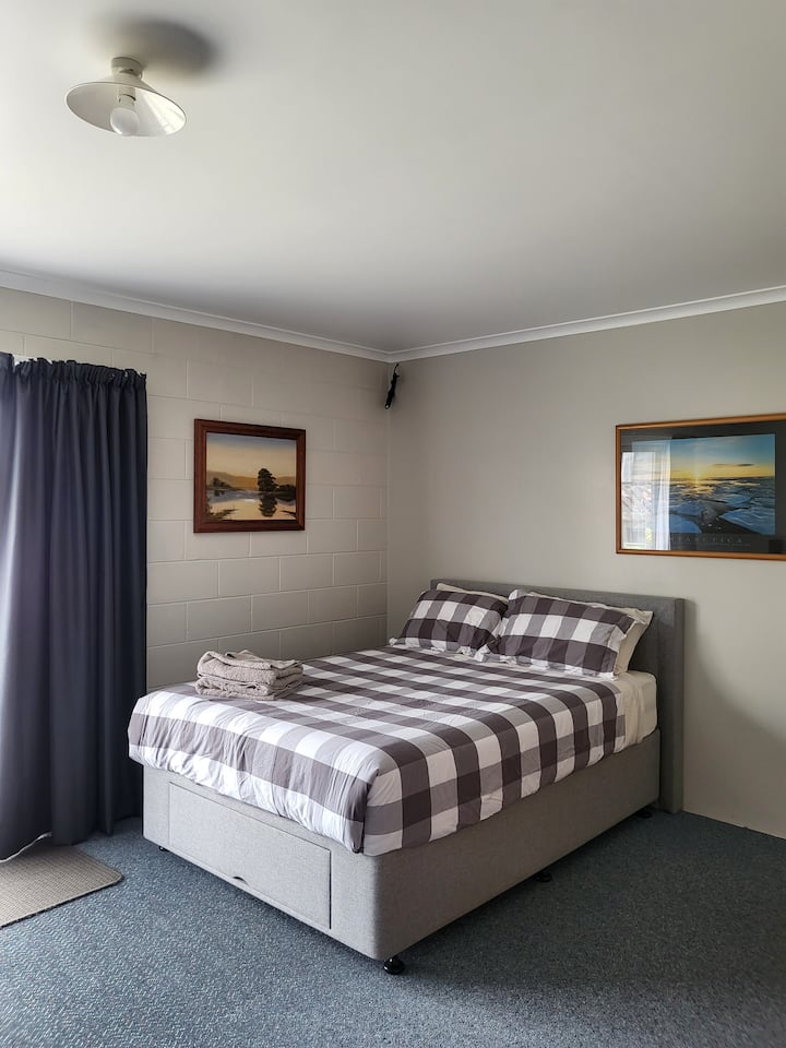 საძინებელი 3