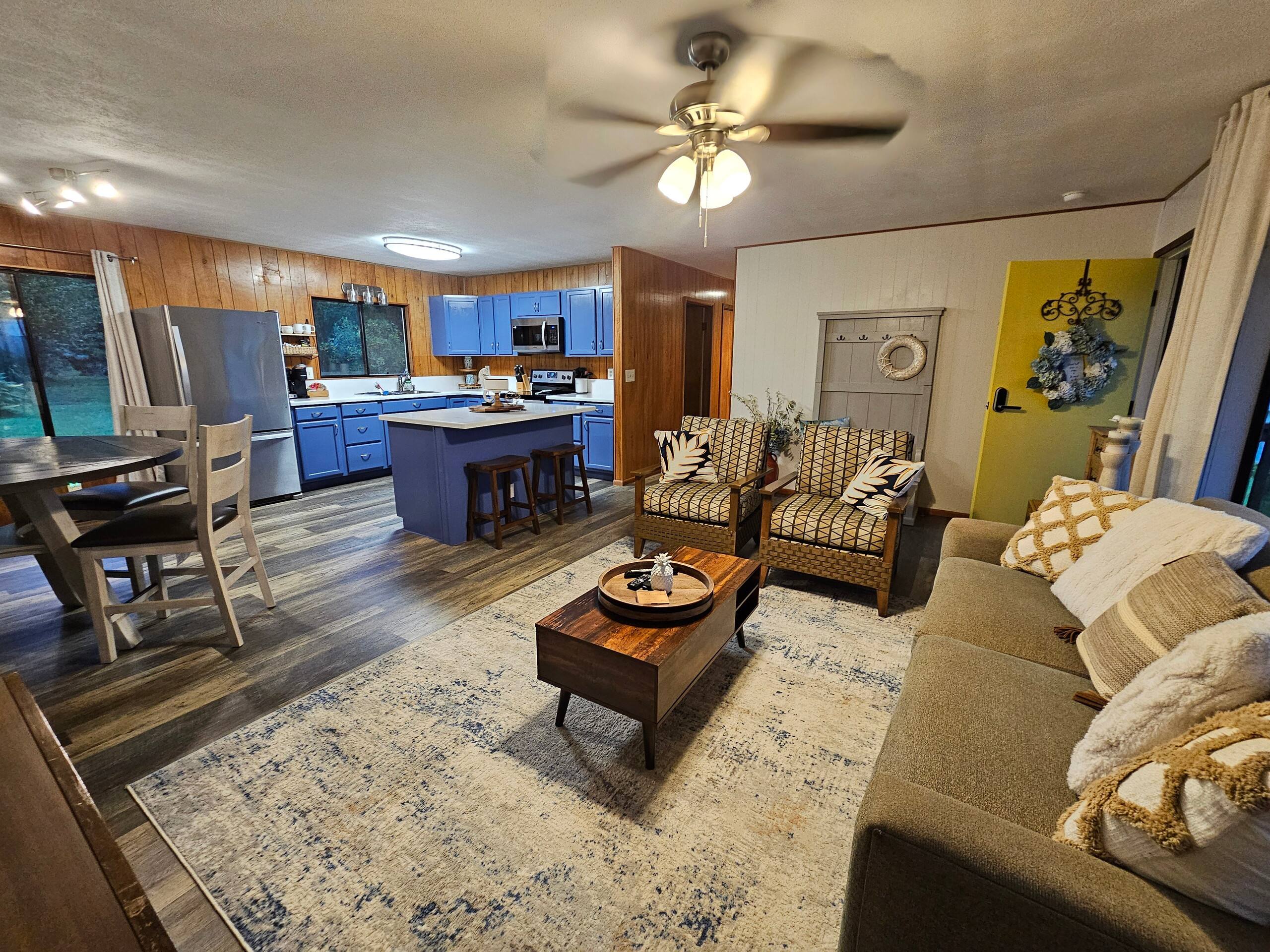 Home in Keaau · ★4.99 · 3 bedrooms · 5 beds · 2 shared baths - Image 2
