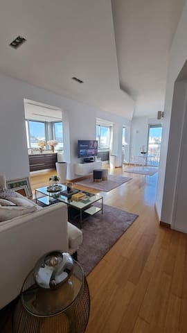 Attico Reale – Centro, tra Stazione e Bari Vecchia