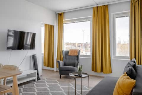 Top Airbnb: 2-Bedroom Apartment with Balcony, 4 Beds & Sofabed in Iso Heikkilä