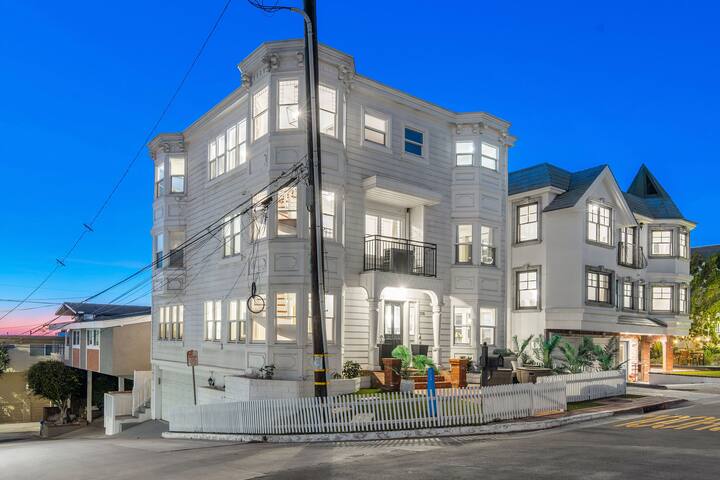 OCEAN VIEW/Breathtaking 6 Bedroom/AC/Walk to Beach gallery image 3