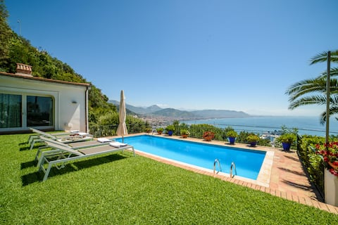 Amalficoast Villa / Seaview Pool Garden & Parking