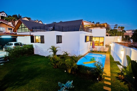 <12 people #Villa #Pool #Garden #Terrace