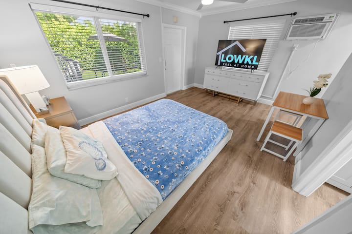 Beautiful Studio Apt W/parking - Walk To Las Olas - Fort Lauderdale