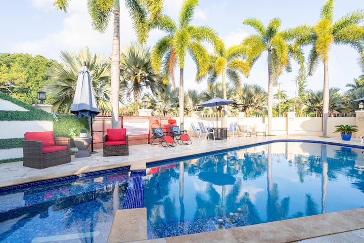 Lil o aces Creekside , Bunkhouse & CozyNest photo 4