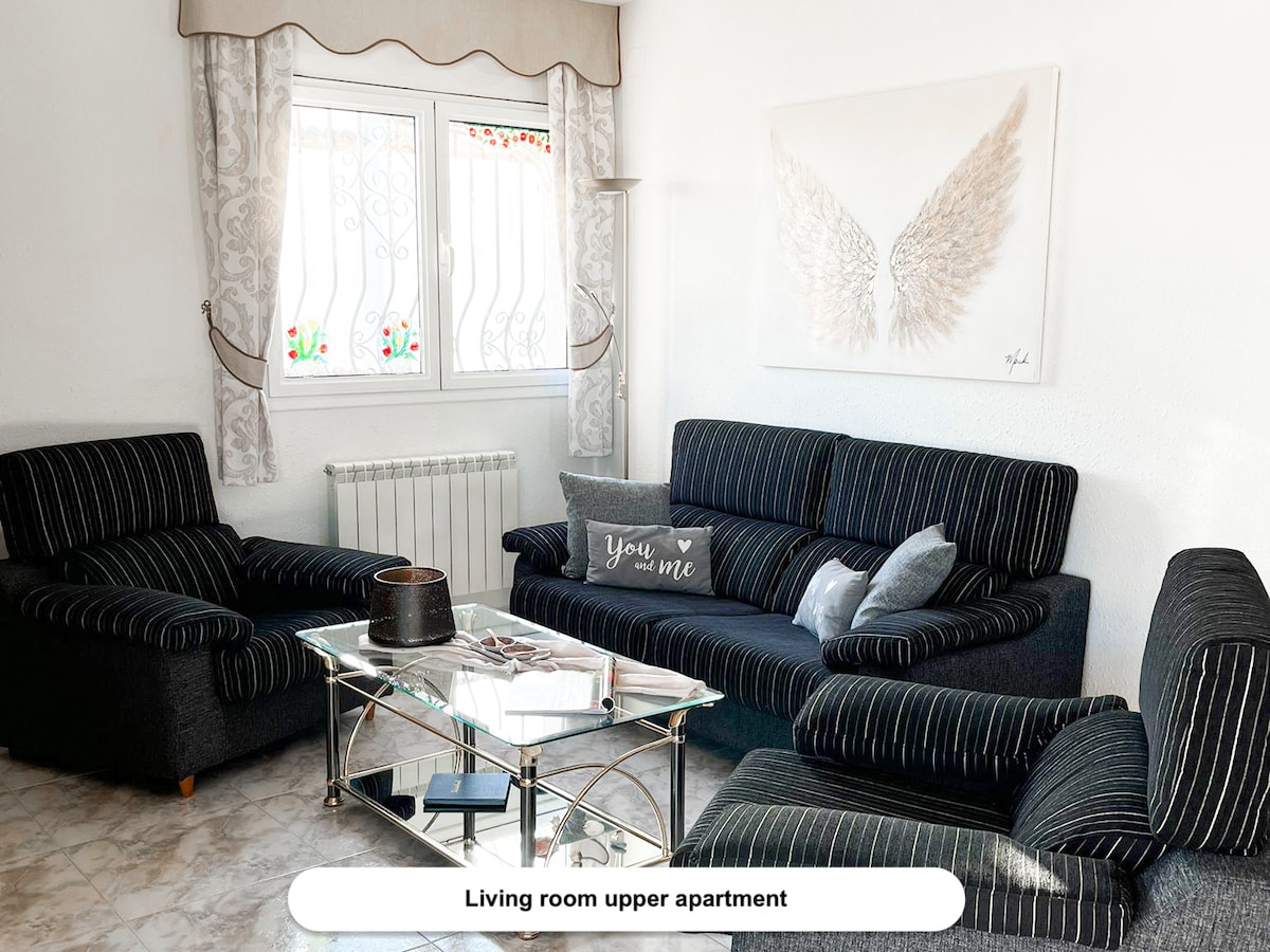 Annuncio Airbnb popolare: Poolvilla Michelle 4BR • Balcony • Beach • Parking a Mont Roig Del Camp