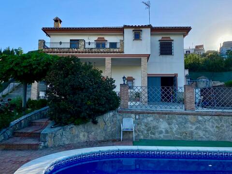 Chalet with El Arado Pool