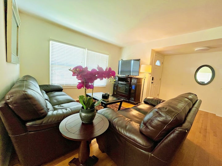 Beautiful 2br1ba Home, Smart Tvs, Bidet, Free Pkg - Pomona, CA