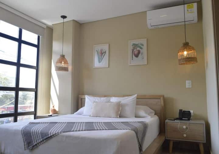 Mythical Hotel Boutique -Large Double Room - Medellín, Colombia