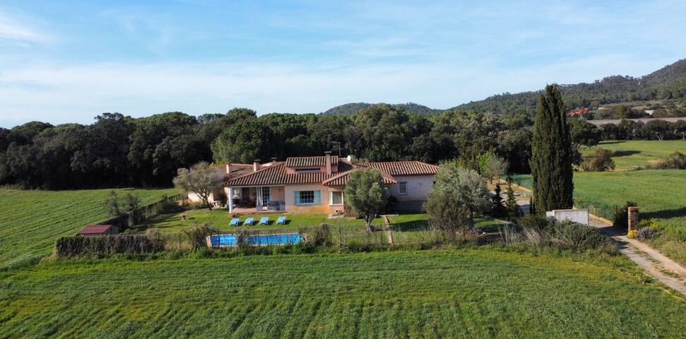 Casa en la Costa Brava, entorno único, muy privado gallery image 3