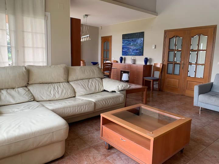 Casa En La Costa Brava, Entorno úNico, Muy Privado - Pals