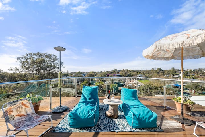 Epic Rye Penthouse: Bubble Dome + Amazing Views!