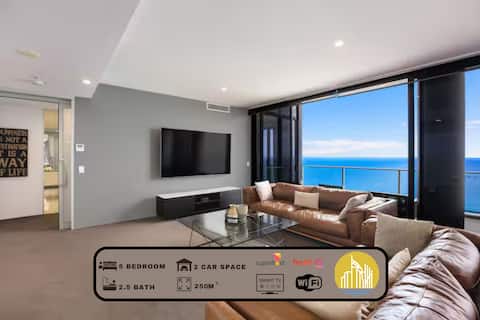 5 bedroom Level 67 Circle sub Penthouse - 1 ONLY