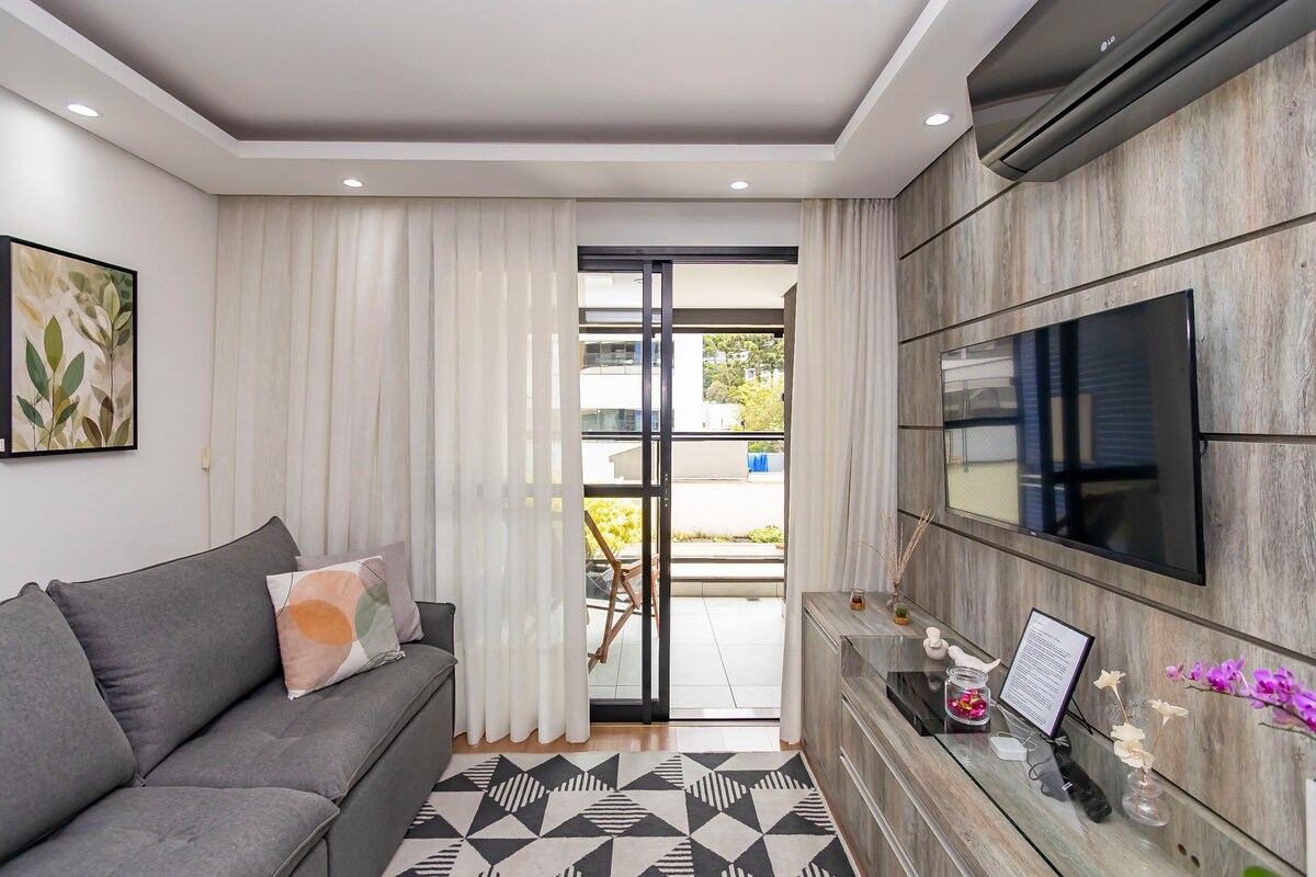 Top Airbnb: Cozy apartment with garage and air conditioning. em Campina Do Siqueira