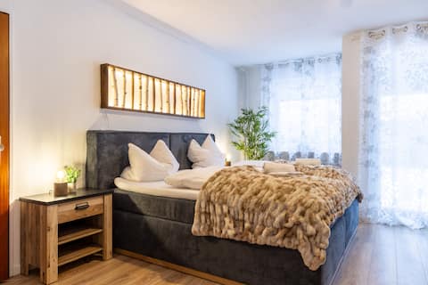 Black Forest Style- sauna, pool, massage chair