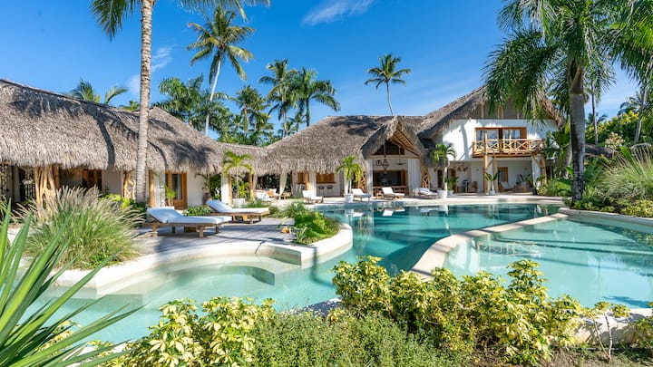 Beach Villa Poupone at Playa Bonita