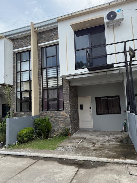 Peaceful Valencia Dream Home