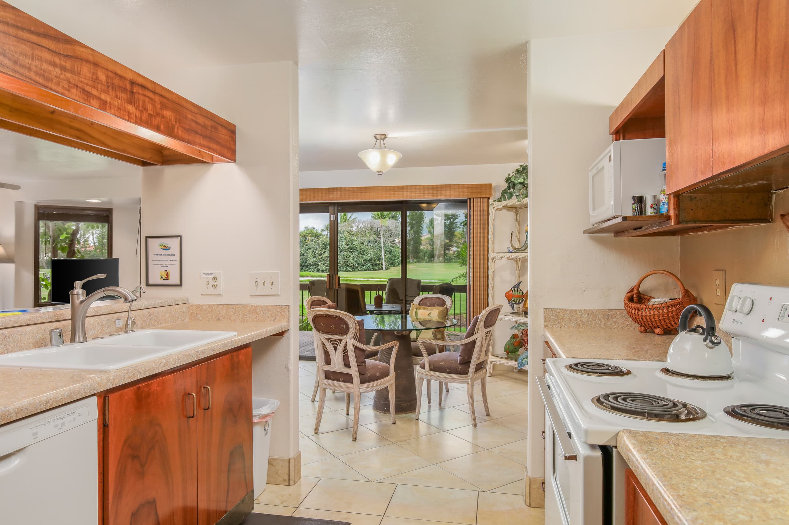 Kanaloa at Kona Fairway View 2 Bedroom 2 Bath - Image 9
