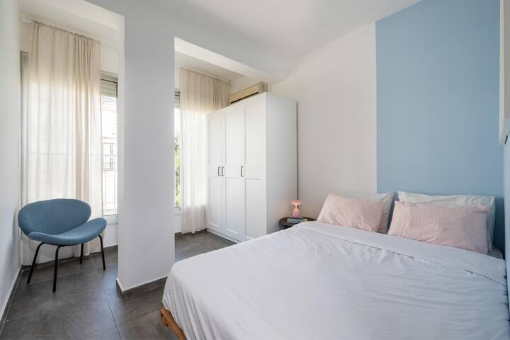 Vacay TLV managed Airbnb listing 2