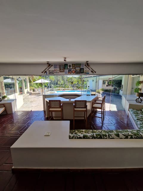 Top performing Airbnb: Beautiful house 20 min from SP! Special F1-CCXP in Cotia