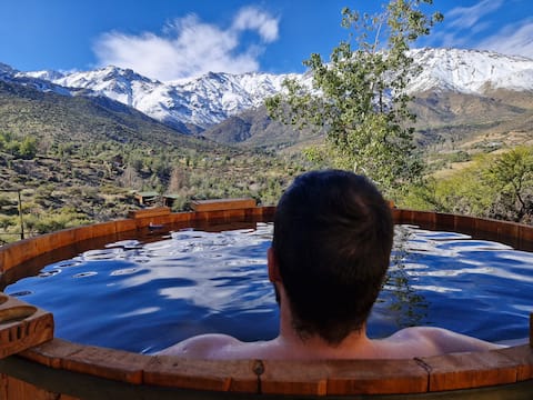 Los Andes Shelter with Hot Tub