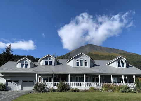 Ocean Front Downtown Seward