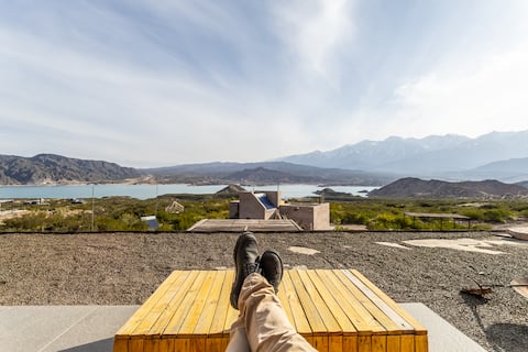 La Calma Ecolodge Lake Potrerillos 2