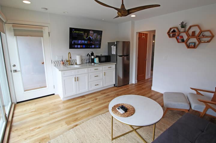 Newly Built- North Park Abode W/ Patio & Roof Deck - 聖地亞哥, CA