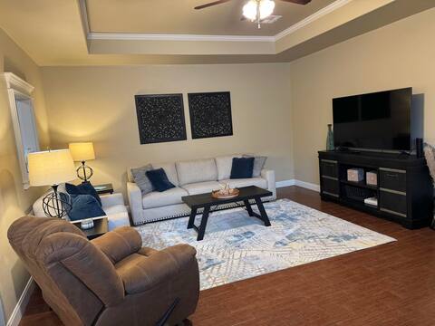 Luxurious Ada Cottage