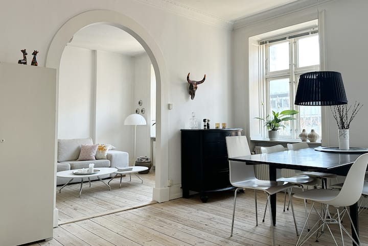 700 M From Tivoli Garden, Vesterbro - Hip District - Copenhagen