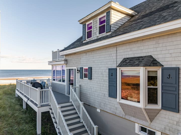 Gorgeous Oceanfront Beach House