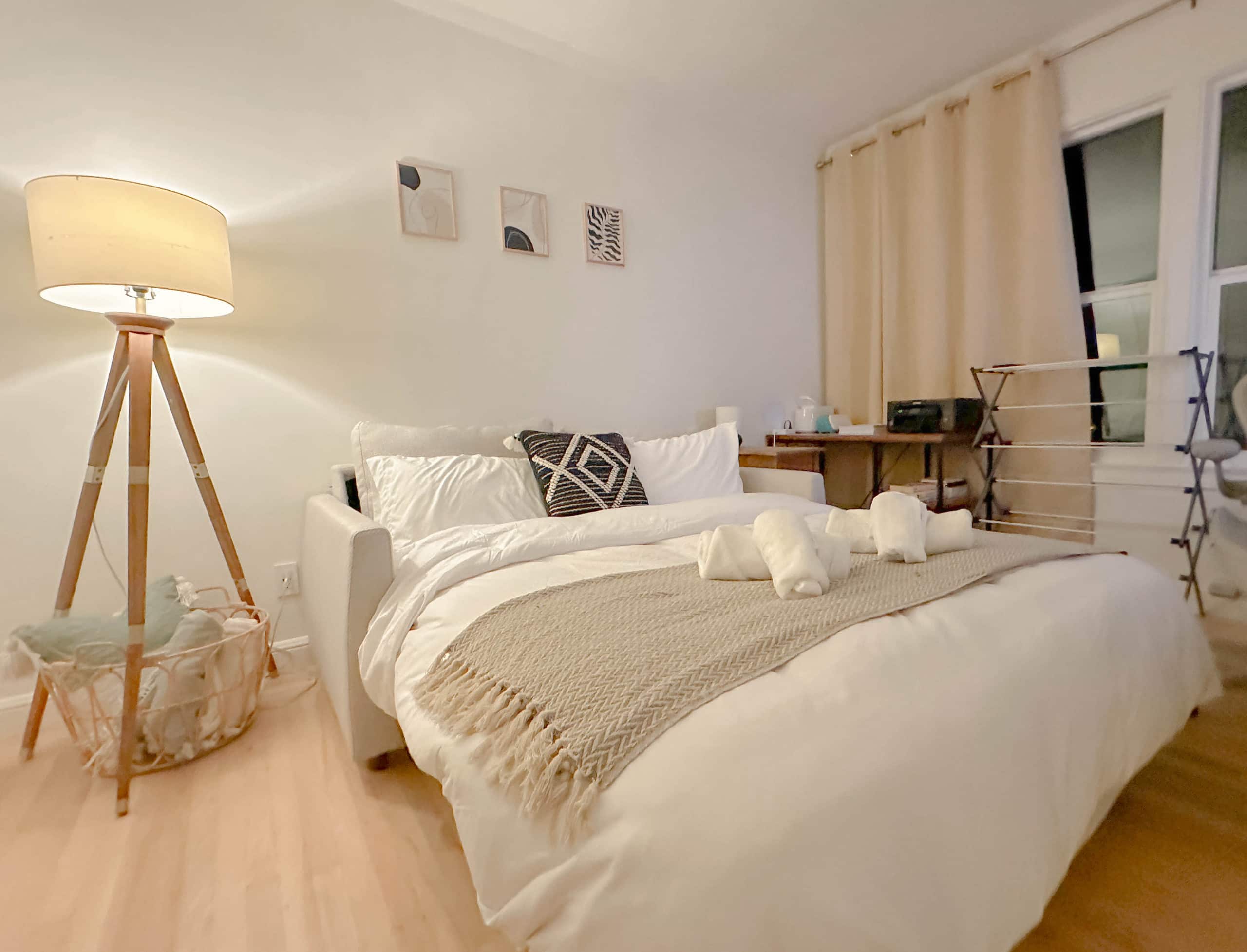 Home in San Francisco · ★4.95 · 4 bedrooms · 6 beds · 2 baths - Image 25