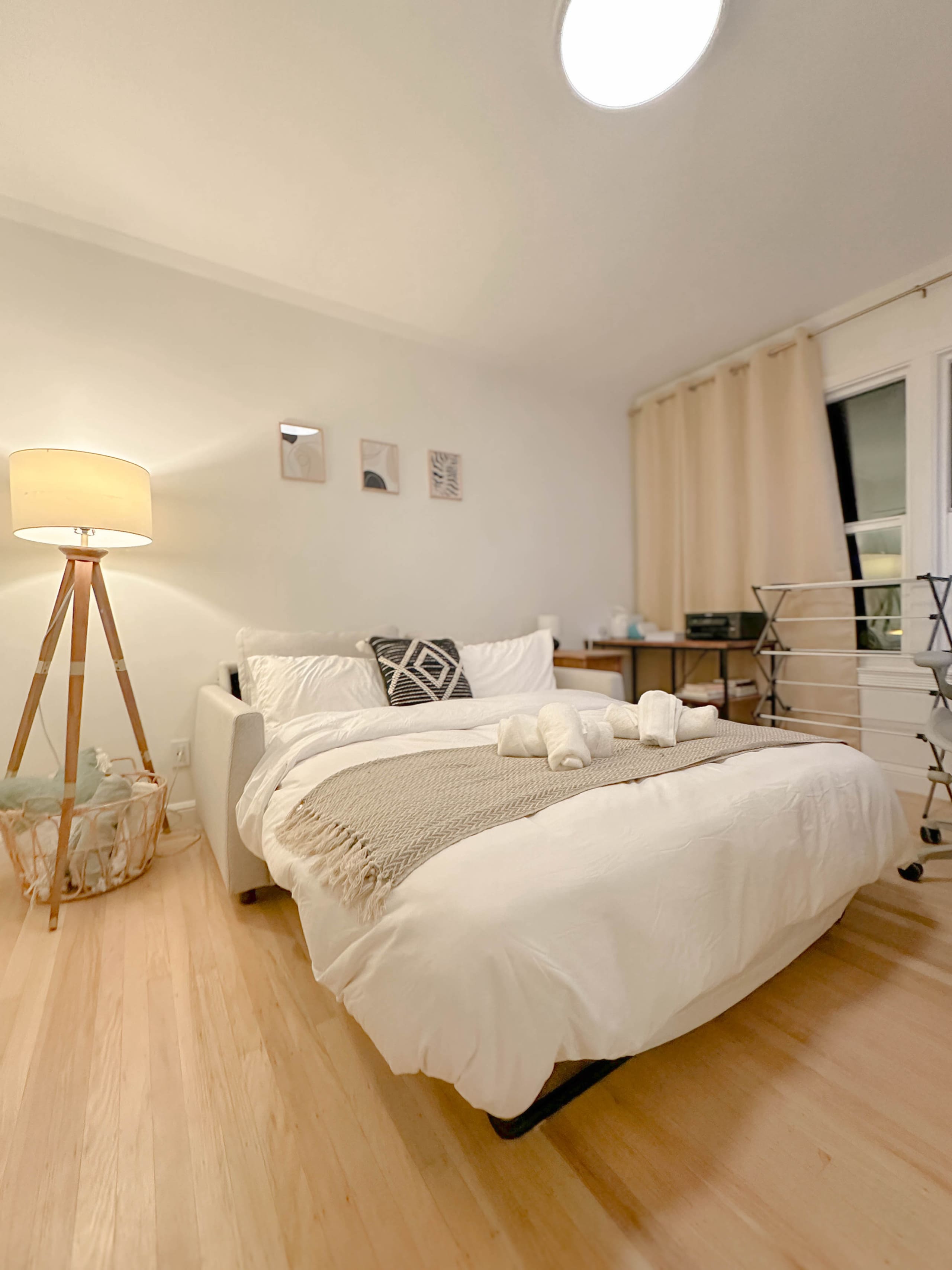 Home in San Francisco · ★4.95 · 4 bedrooms · 6 beds · 2 baths - Image 28